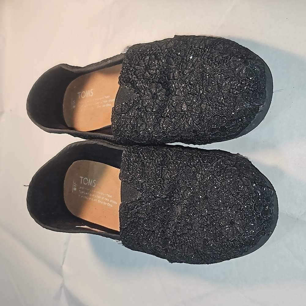 Toms Sparkling Slip-on Sneakers